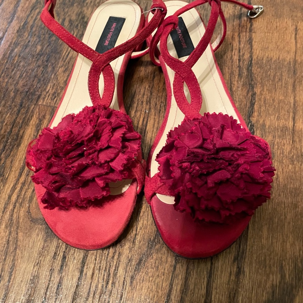 Haute Footure flat leather sandals